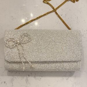 Pearl Bow Beaded Purse